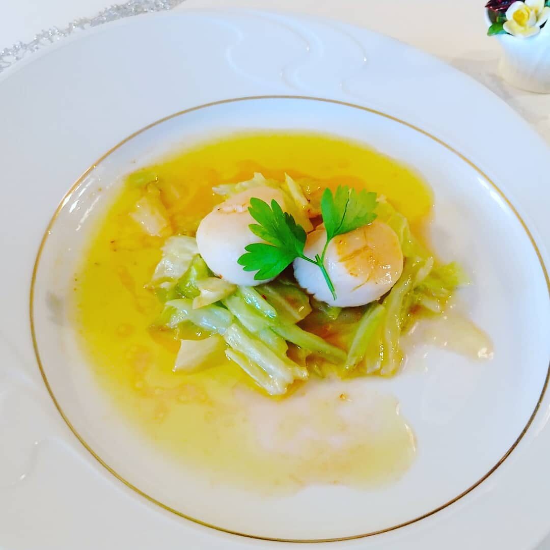 帆立貝とキャベツの温サラダ